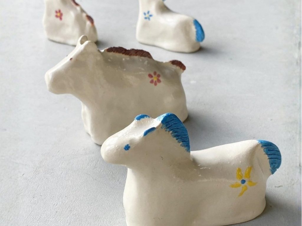 生徒さんが作られた干支(馬)の置物